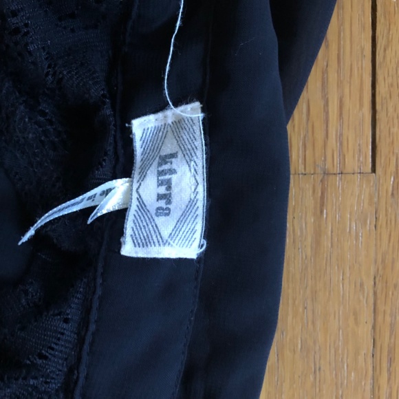 Kirra sleeveless blouse - Picture 6 of 6